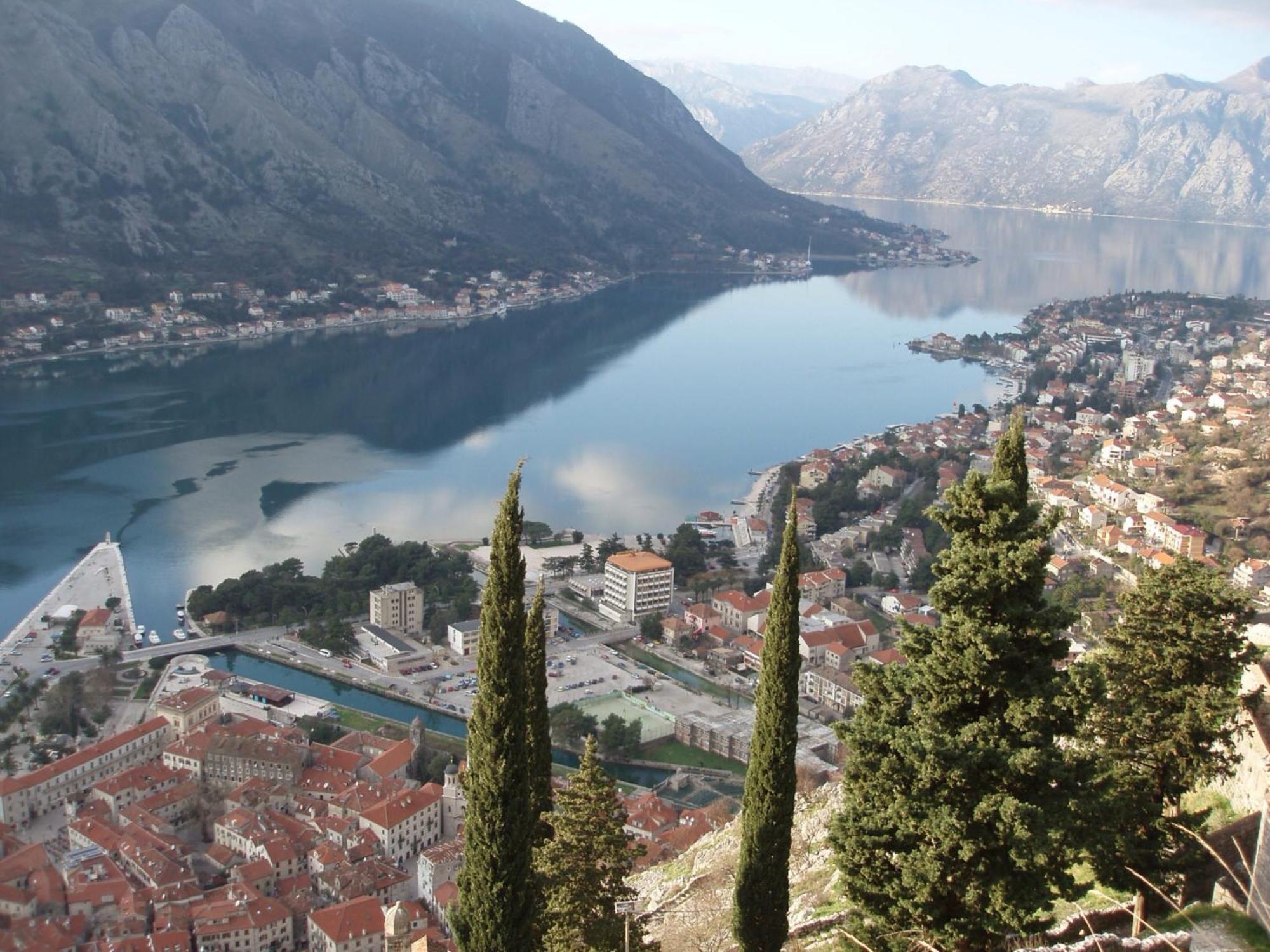 Holiday Home Amanda Hollick Kotor Exterior photo