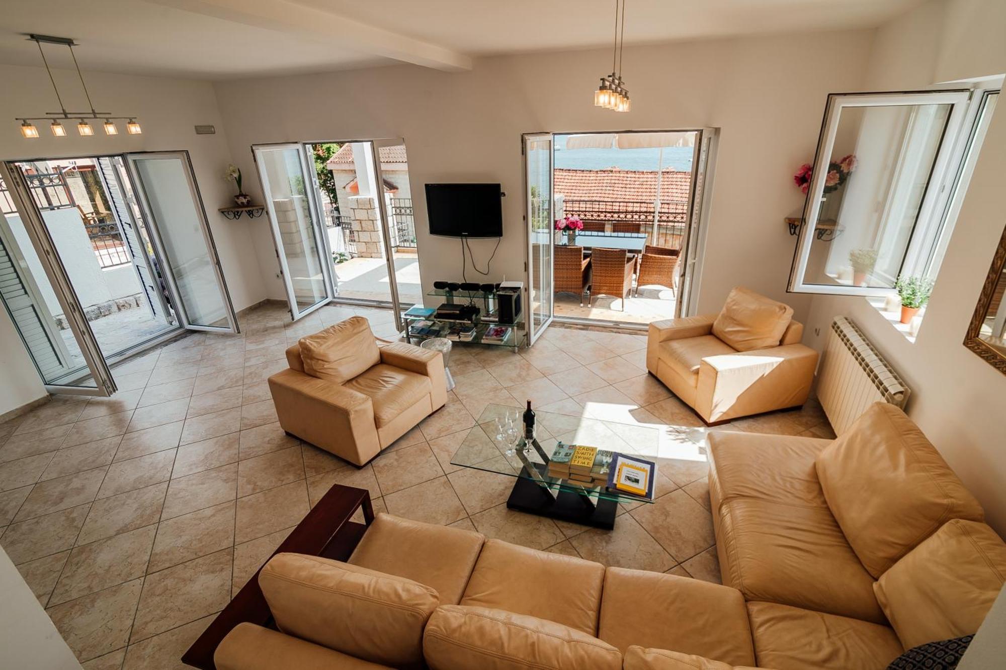 Holiday Home Amanda Hollick Kotor Exterior photo